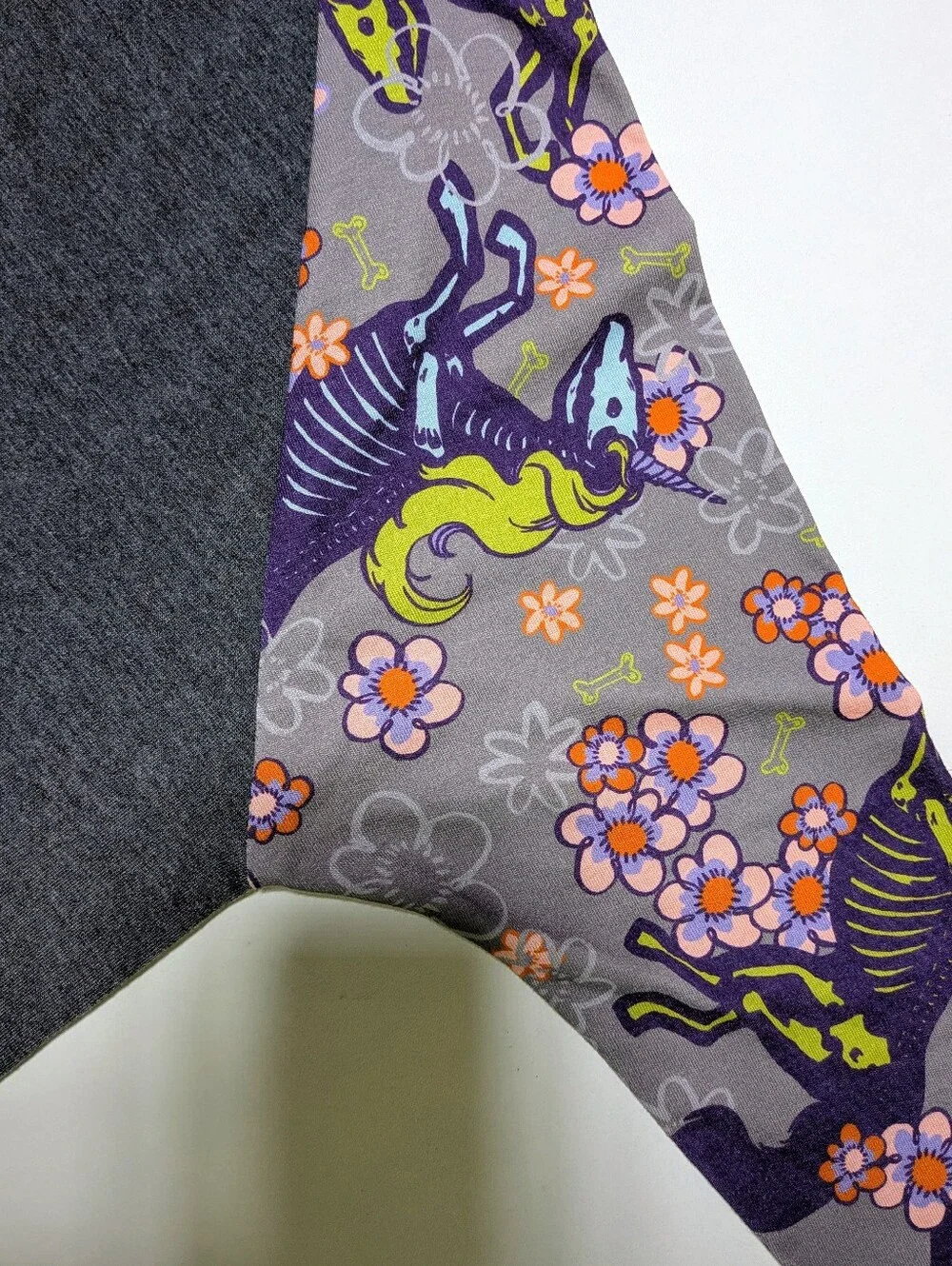 LuLaRoe Kid's 3/4 Sleeve Skeleton Unicorn Top